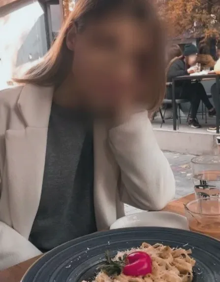 Chloe, 37 años