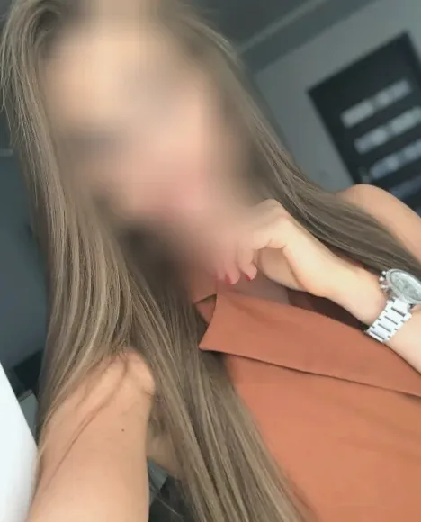 Isabel, 28 años