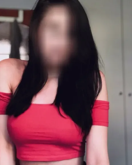 Julia, 32 años