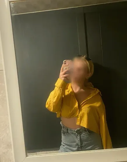 Sandra, 23 años